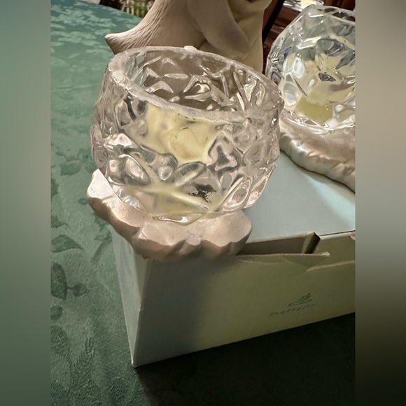 A pair of Party Lite baby penguins with crystal glass candle holders - Picture 4 of 11